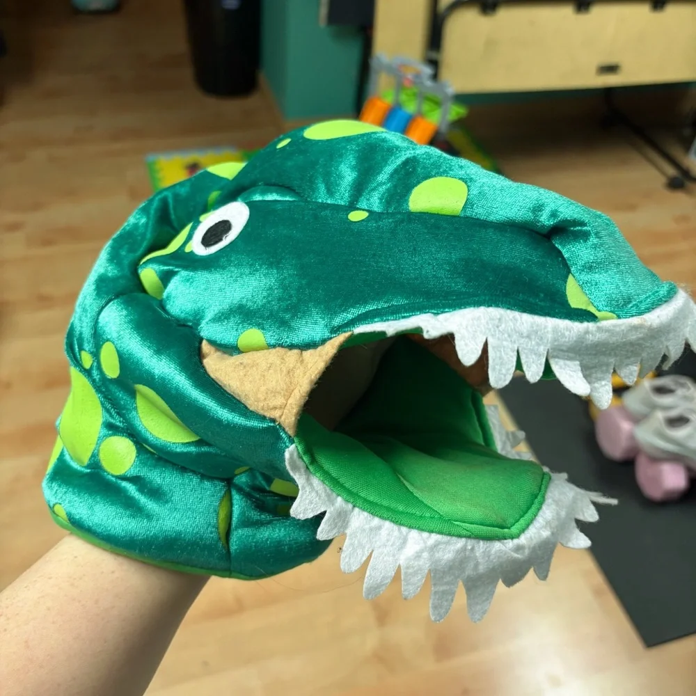 Unbranded Green Glow in the Dark 2Pc Dinosaur Dress Up Pretend Play Costume 4-5T